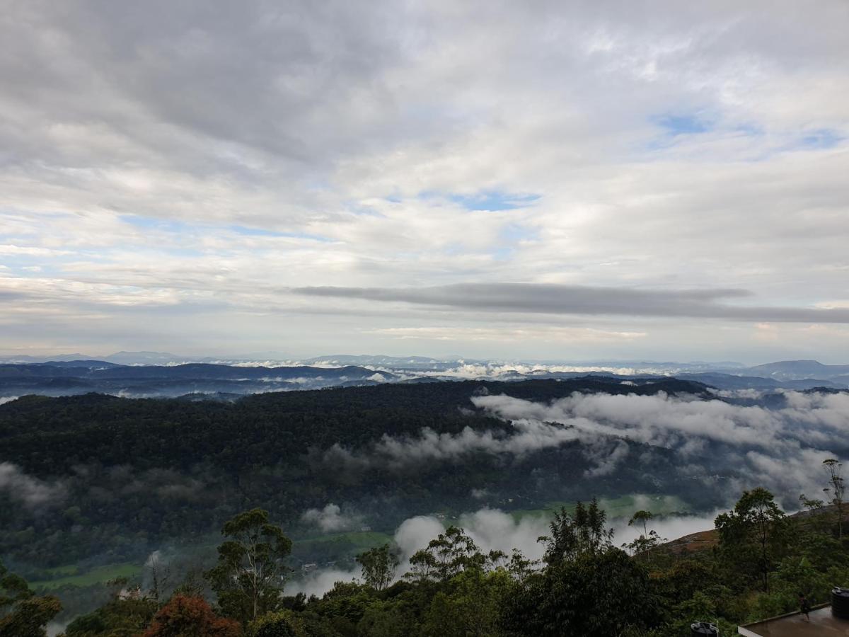 Seekend Holidays Munnar Chinnakanal Bagian luar foto